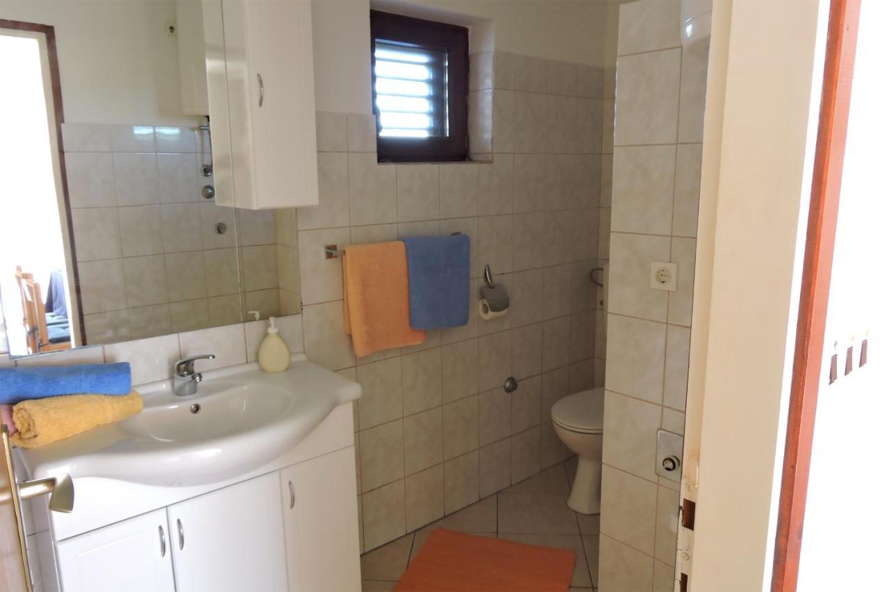 Apartments By The Sea Veli Rat, Dugi Otok - 436 מראה חיצוני תמונה