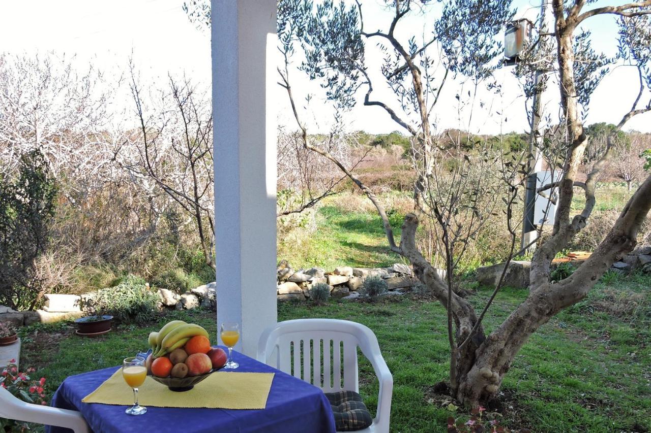 Apartments By The Sea Veli Rat, Dugi Otok - 436 מראה חיצוני תמונה